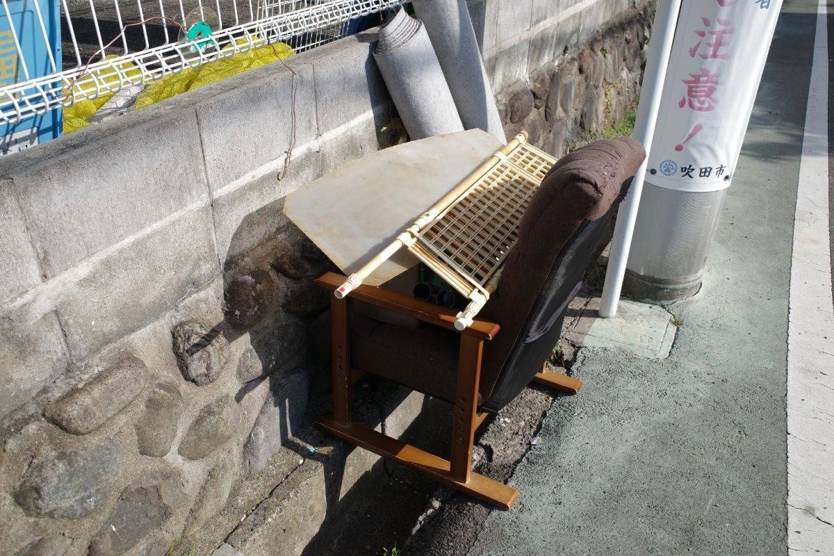 いらない家具の買取で損しない方法とは？出張買取と無料回収を徹底比較